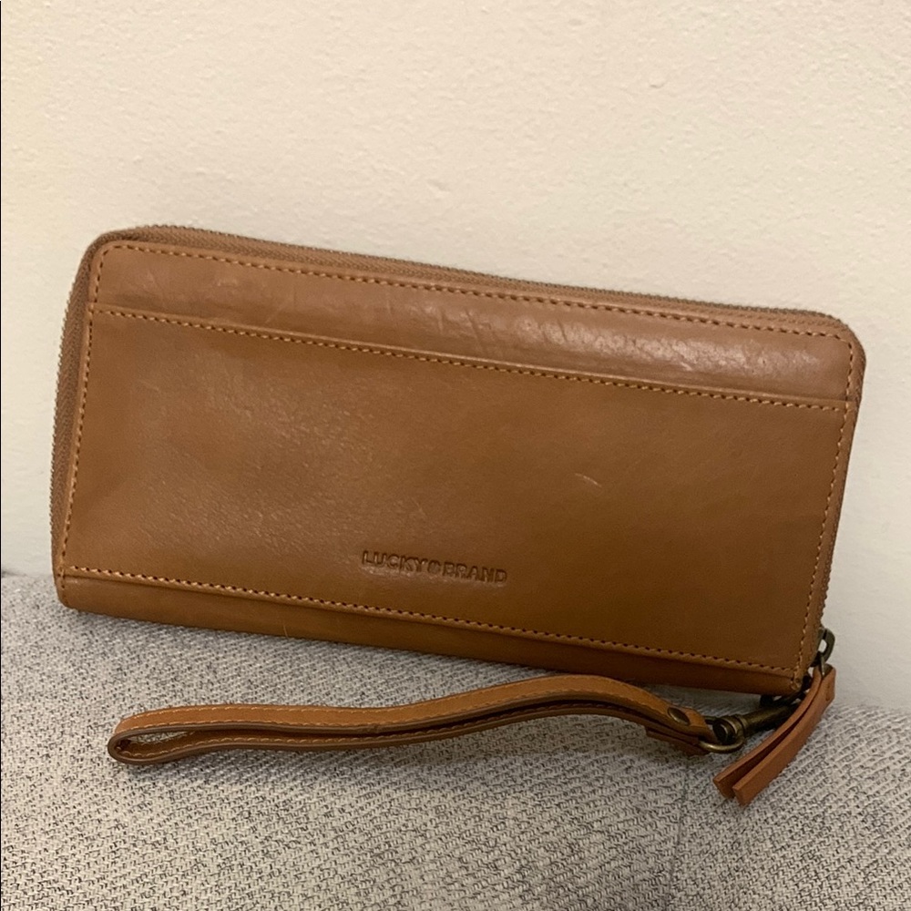 Lucky Brand Tan Leather Wristlet Wallet